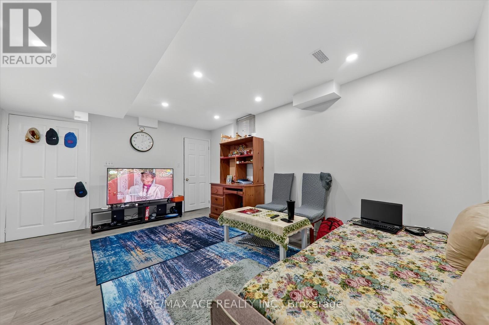 20 Ponymeadow Way, Brampton, Ontario  L6X 0M3 - Photo 37 - W12514750