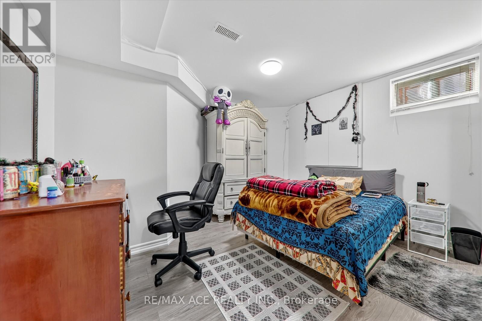 20 Ponymeadow Way, Brampton, Ontario  L6X 0M3 - Photo 35 - W12514750