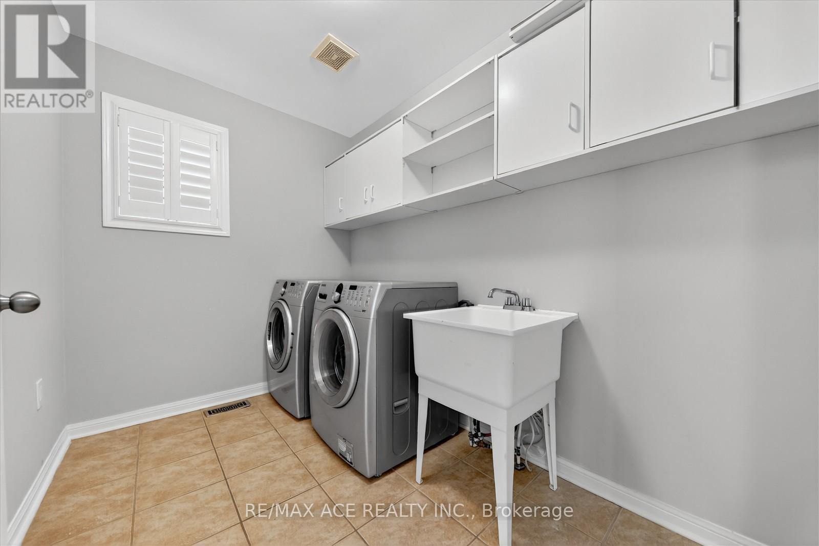 20 Ponymeadow Way, Brampton, Ontario  L6X 0M3 - Photo 32 - W12514750