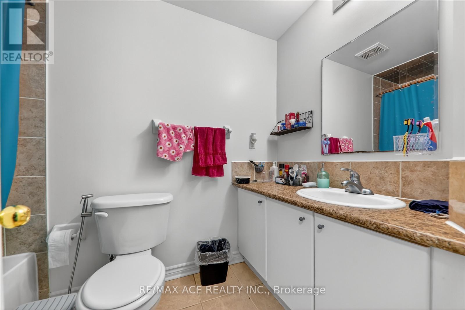 20 Ponymeadow Way, Brampton, Ontario  L6X 0M3 - Photo 41 - W12514750