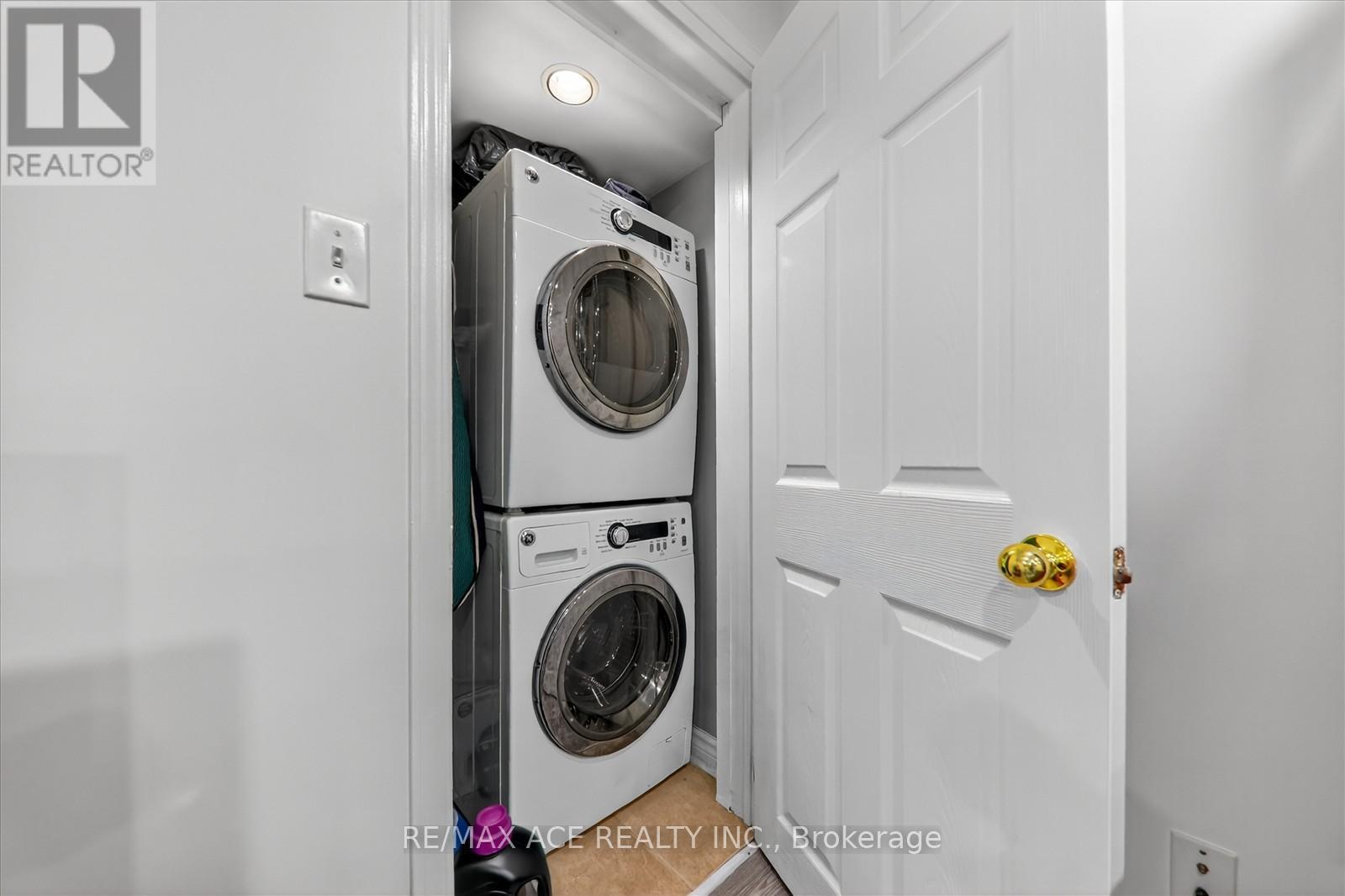 20 Ponymeadow Way, Brampton, Ontario  L6X 0M3 - Photo 42 - W12514750