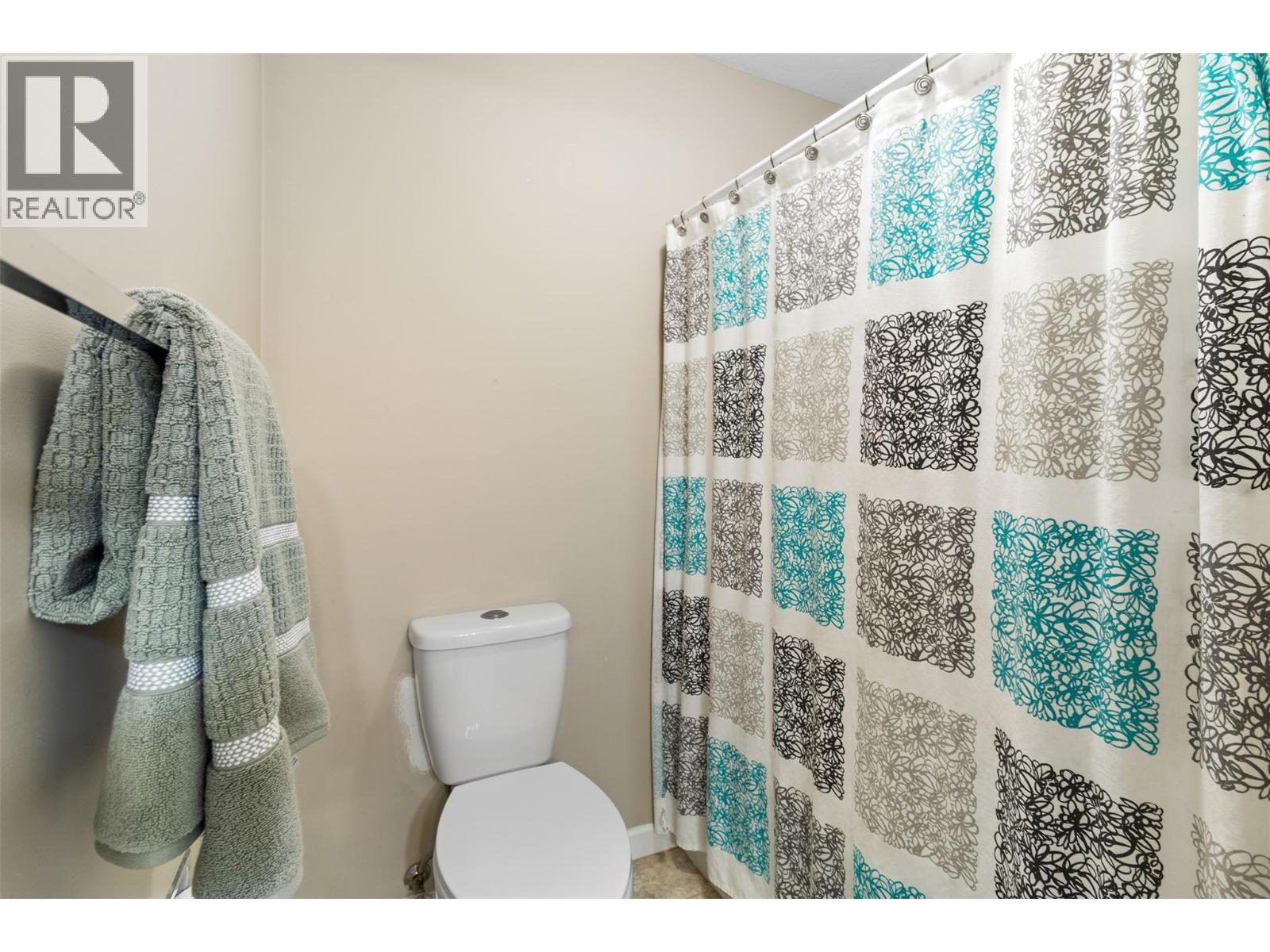 1909 Glen Gary Drive, Kamloops, British Columbia  V2E 1P5 - Photo 32 - 10369696