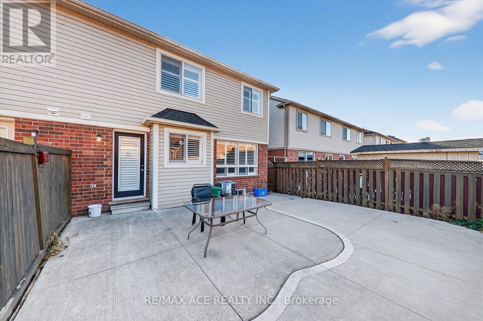 20 Ponymeadow Way, Brampton, Ontario  L6X 0M3 - Photo 44 - W12514750