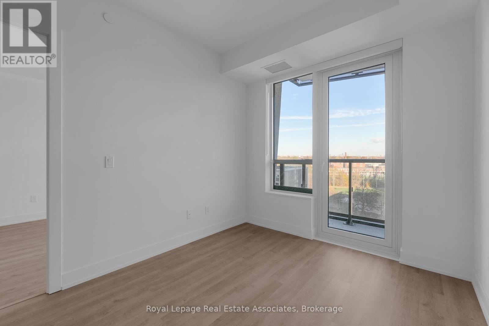 802 - 60 Central Park Roadway, Toronto, Ontario  M9A 3K1 - Photo 10 - W12563966