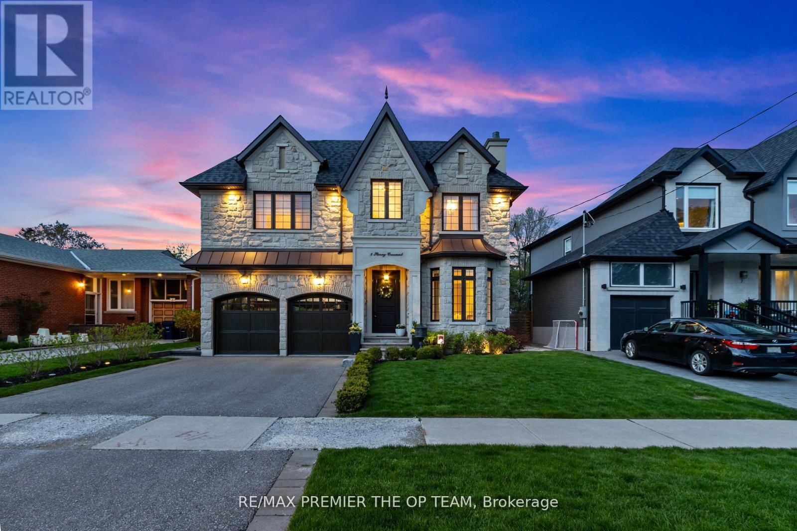 5 STOREY CRESCENT, Toronto, Ontario