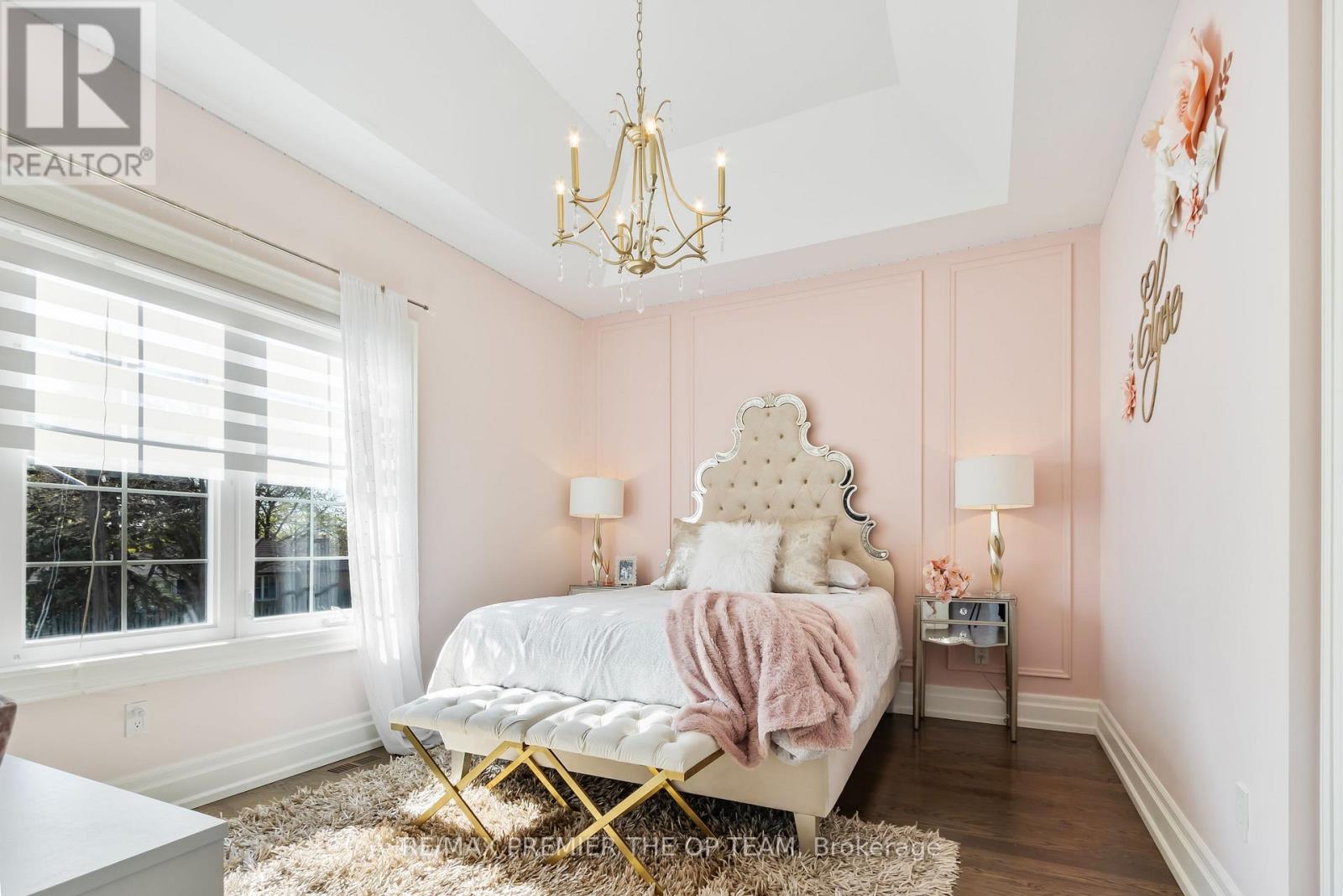 5 Storey Crescent, Toronto, Ontario  M9B 3C7 - Photo 21 - W12563968