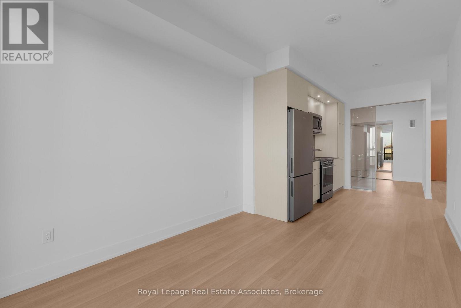 902 - 60 Central Park Roadway, Toronto, Ontario  M0A 3K1 - Photo 11 - W12563972