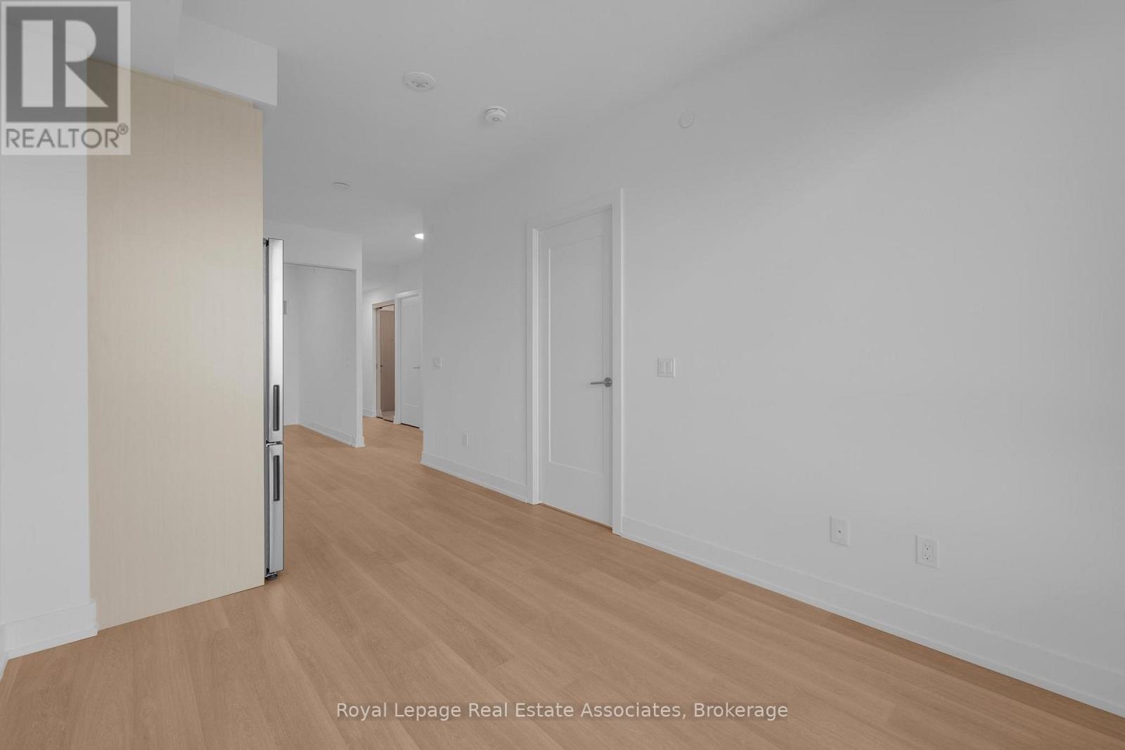 902 - 60 Central Park Roadway, Toronto, Ontario  M0A 3K1 - Photo 12 - W12563972