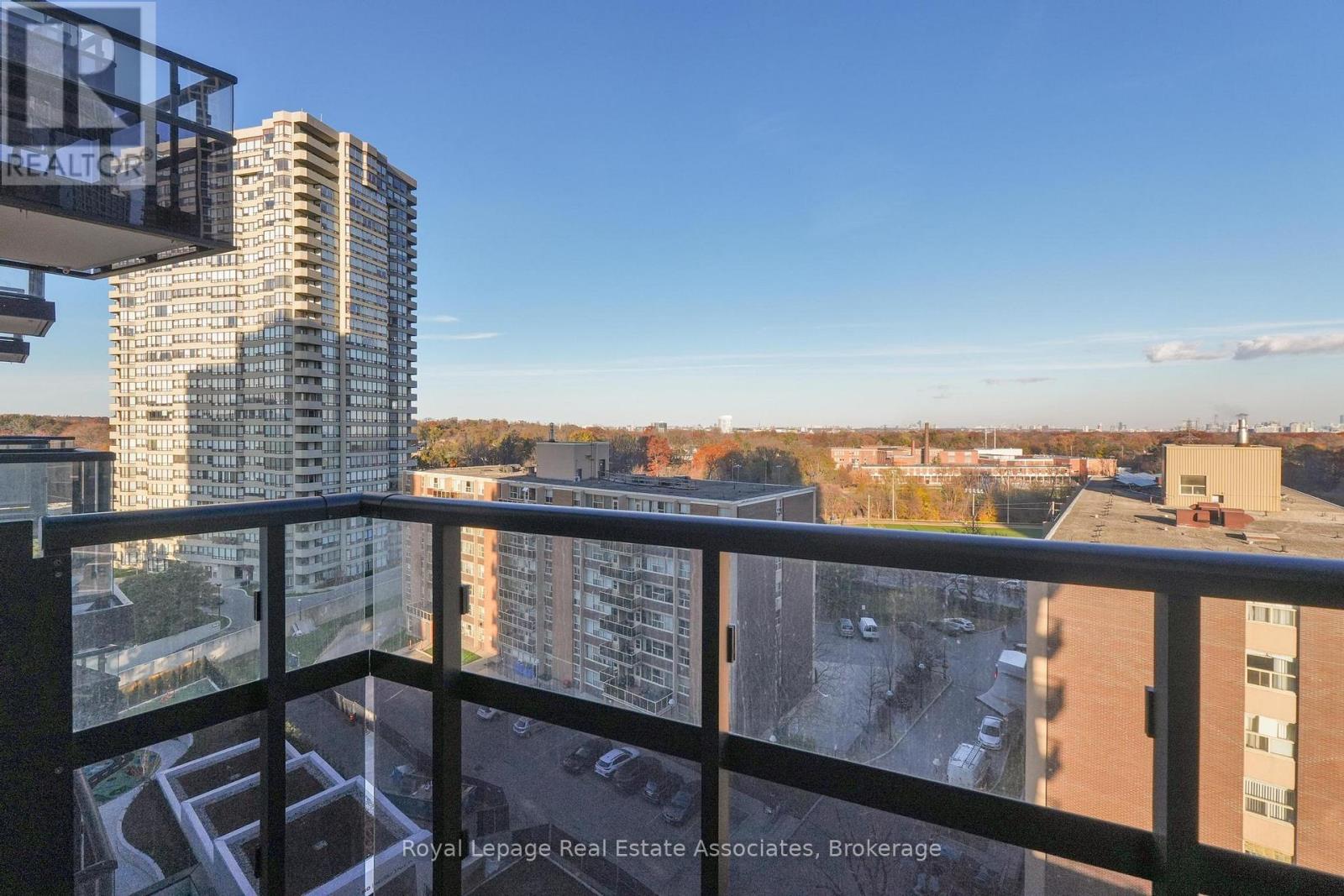 902 - 60 Central Park Roadway, Toronto, Ontario  M0A 3K1 - Photo 16 - W12563972