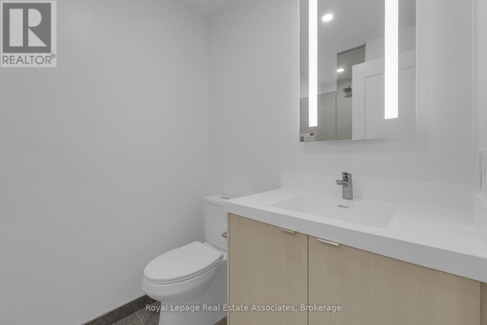 902 - 60 Central Park Roadway, Toronto, Ontario  M0A 3K1 - Photo 18 - W12563972