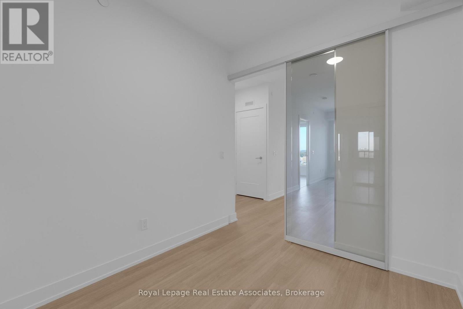 902 - 60 Central Park Roadway, Toronto, Ontario  M0A 3K1 - Photo 8 - W12563972