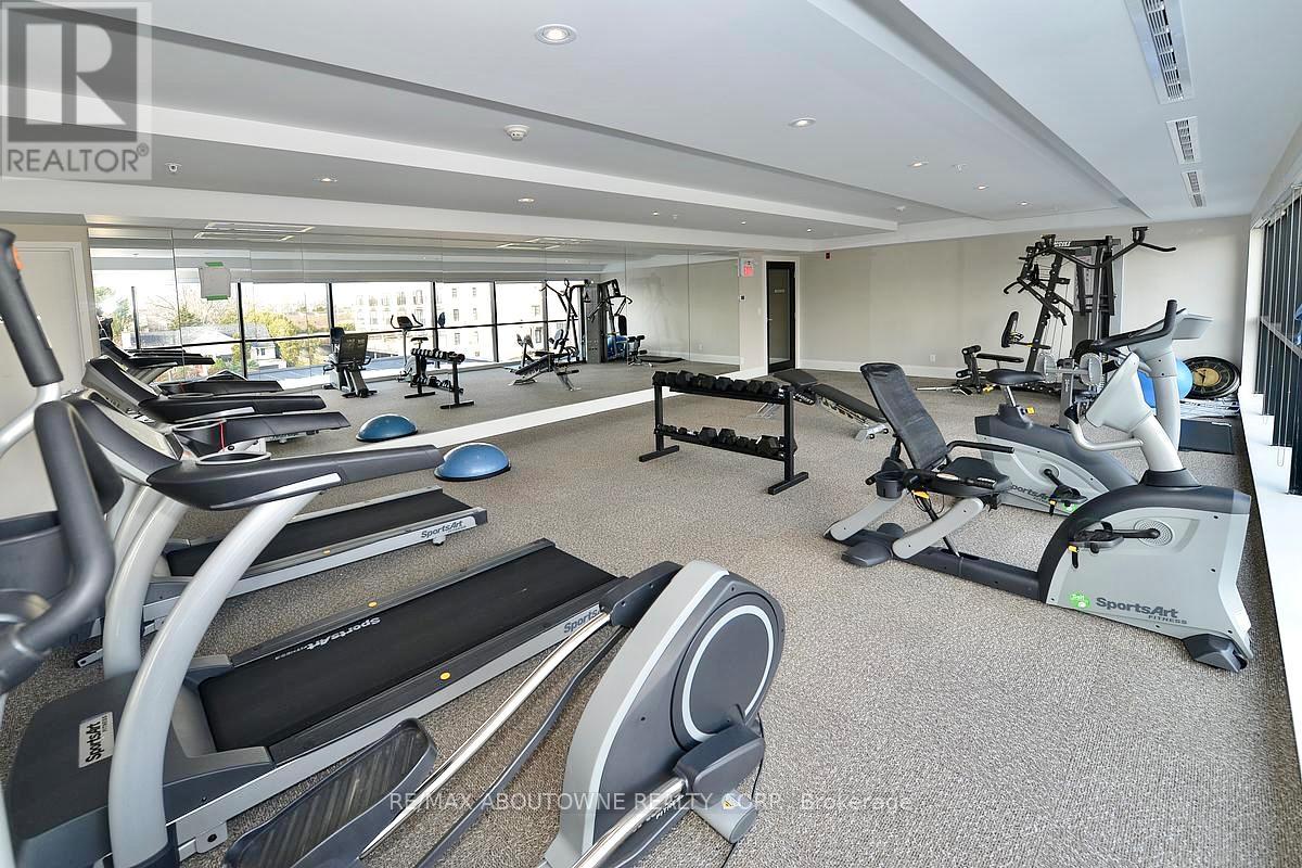 207 - 128 Garden Drive, Oakville, Ontario  L6K 2W5 - Photo 30 - W12563976