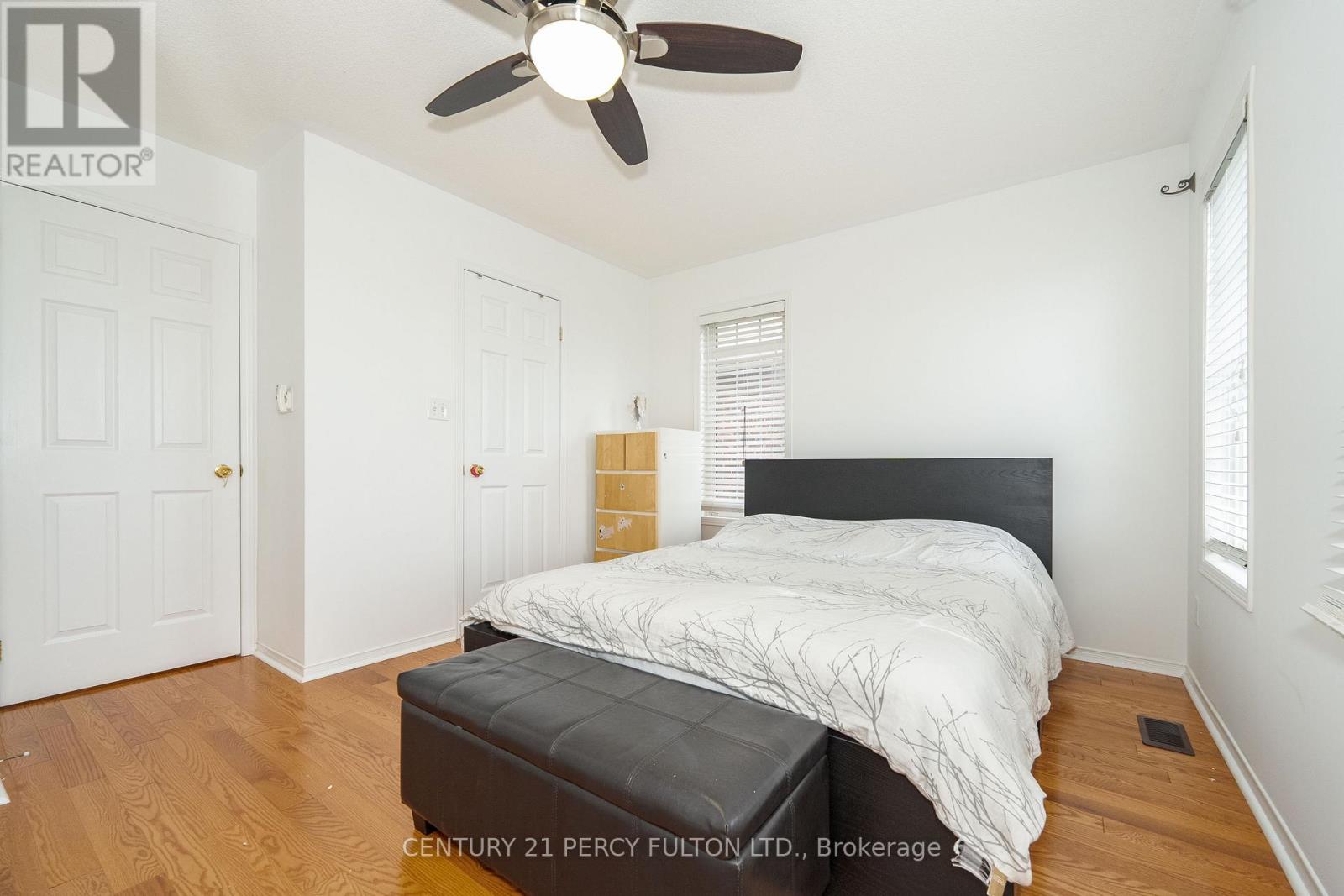 119 Torbarrie Road, Toronto, Ontario  M3L 1G8 - Photo 12 - W12564000