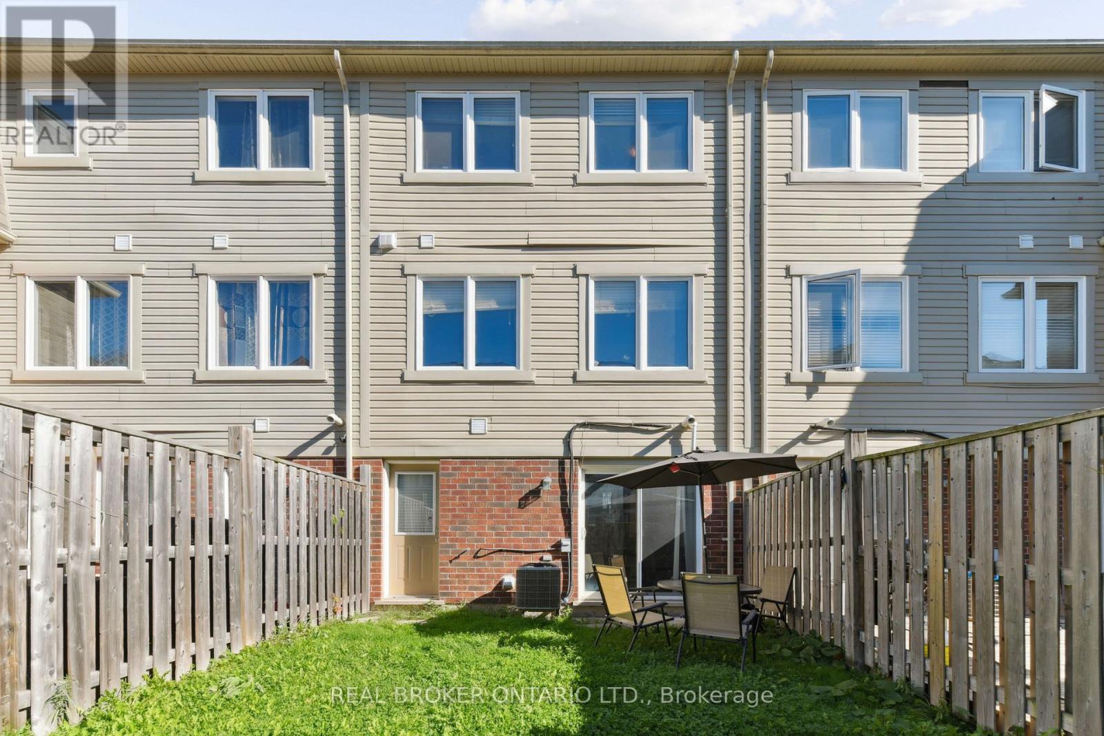 46 Lathbury Street, Brampton, Ontario  L7A 0R5 - Photo 15 - W12564016