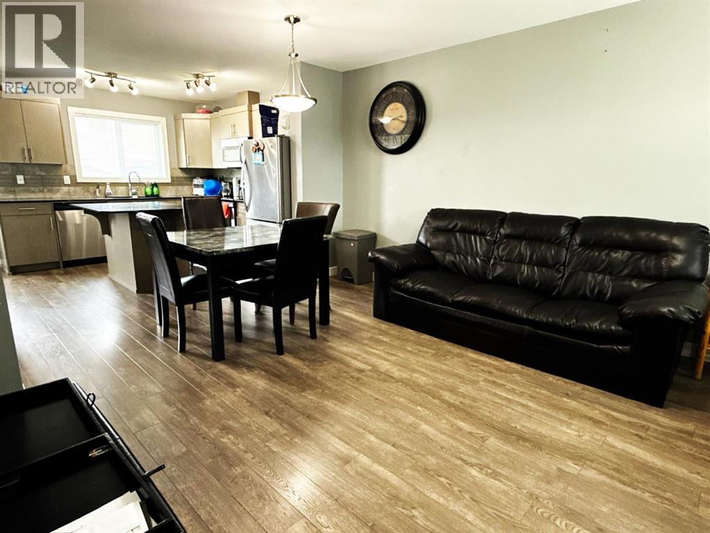 8, 1232 Keystone Road W, Lethbridge, Alberta  T1J 5H6 - Photo 3 - A2240626