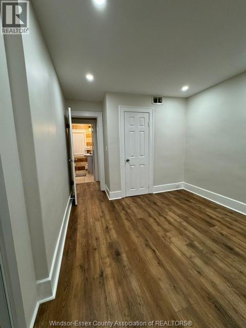 114 Elm, Windsor, Ontario N9A 5G8 - Photo 6 - 25029141