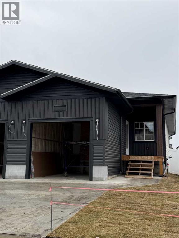 39 Ellington Crescent, Red Deer, Alberta  T4P 3H1 - Photo 1 - A2247367