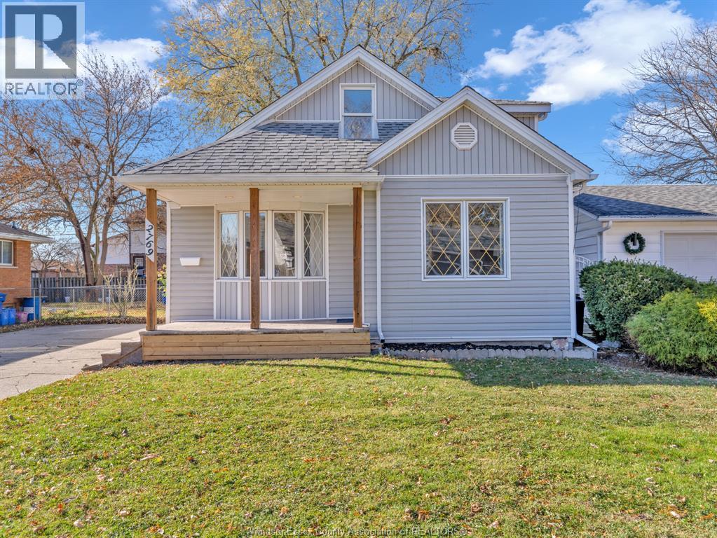 MLS# 25029281: 2769 NORMAN ROAD, Windsor, Canada