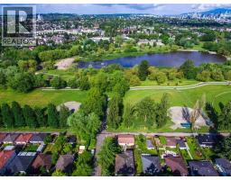 3290 GARDEN DRIVE, Vancouver, British Columbia