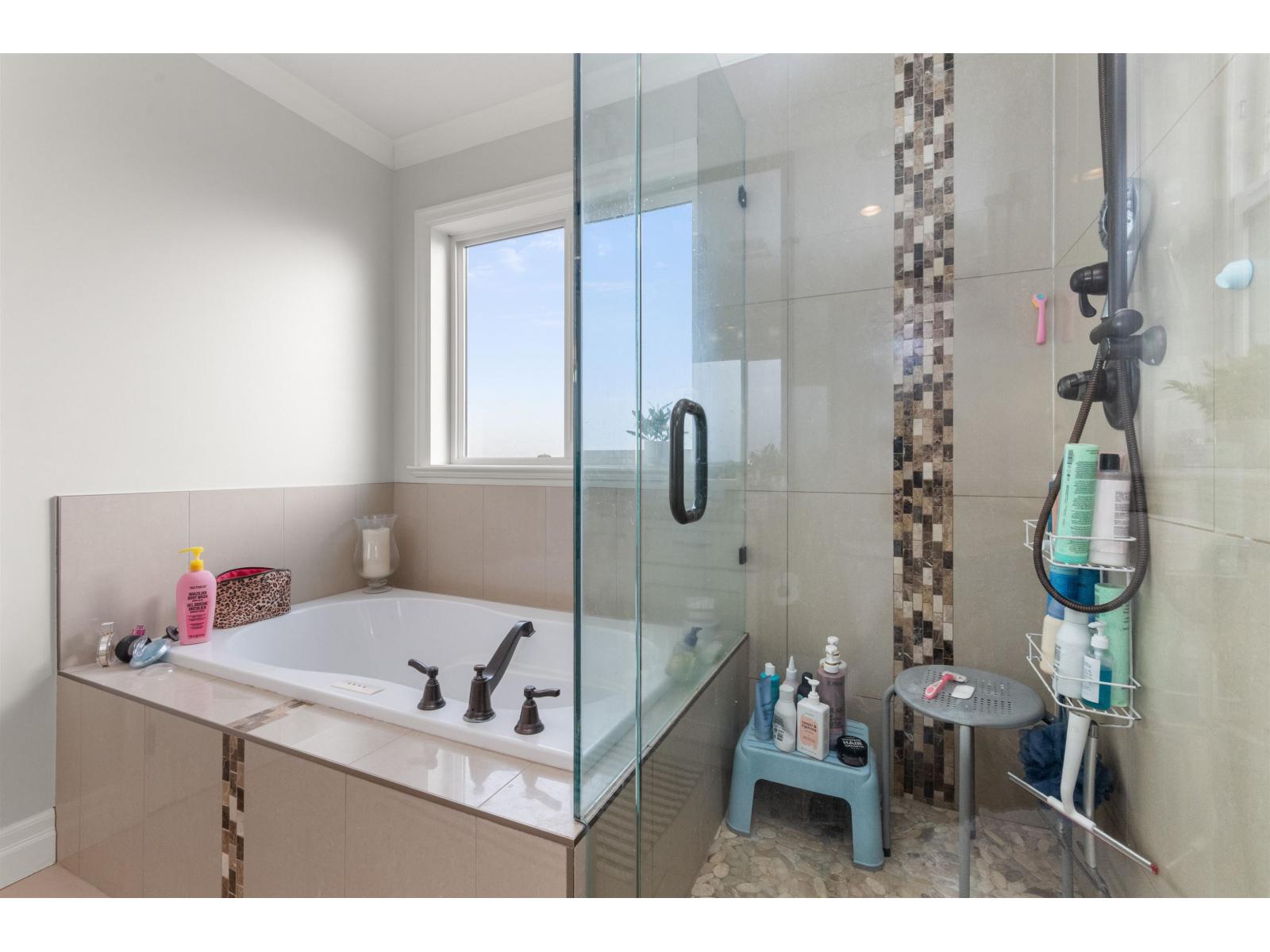 17394 2nd Avenue, Surrey, British Columbia V3Z 9P9 - Photo 23 - R3063803