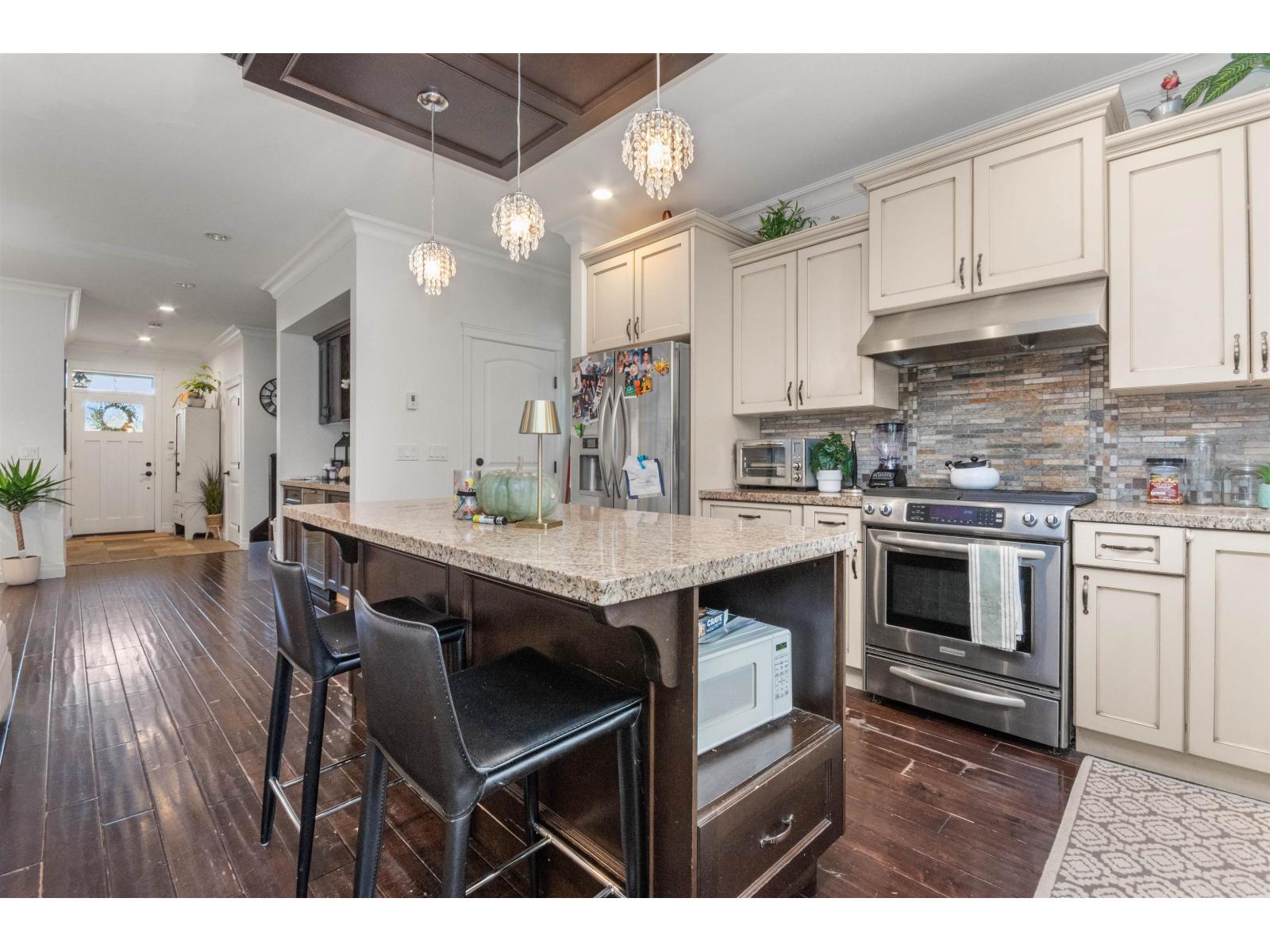 17394 2nd Avenue, Surrey, British Columbia V3Z 9P9 - Photo 12 - R3063803