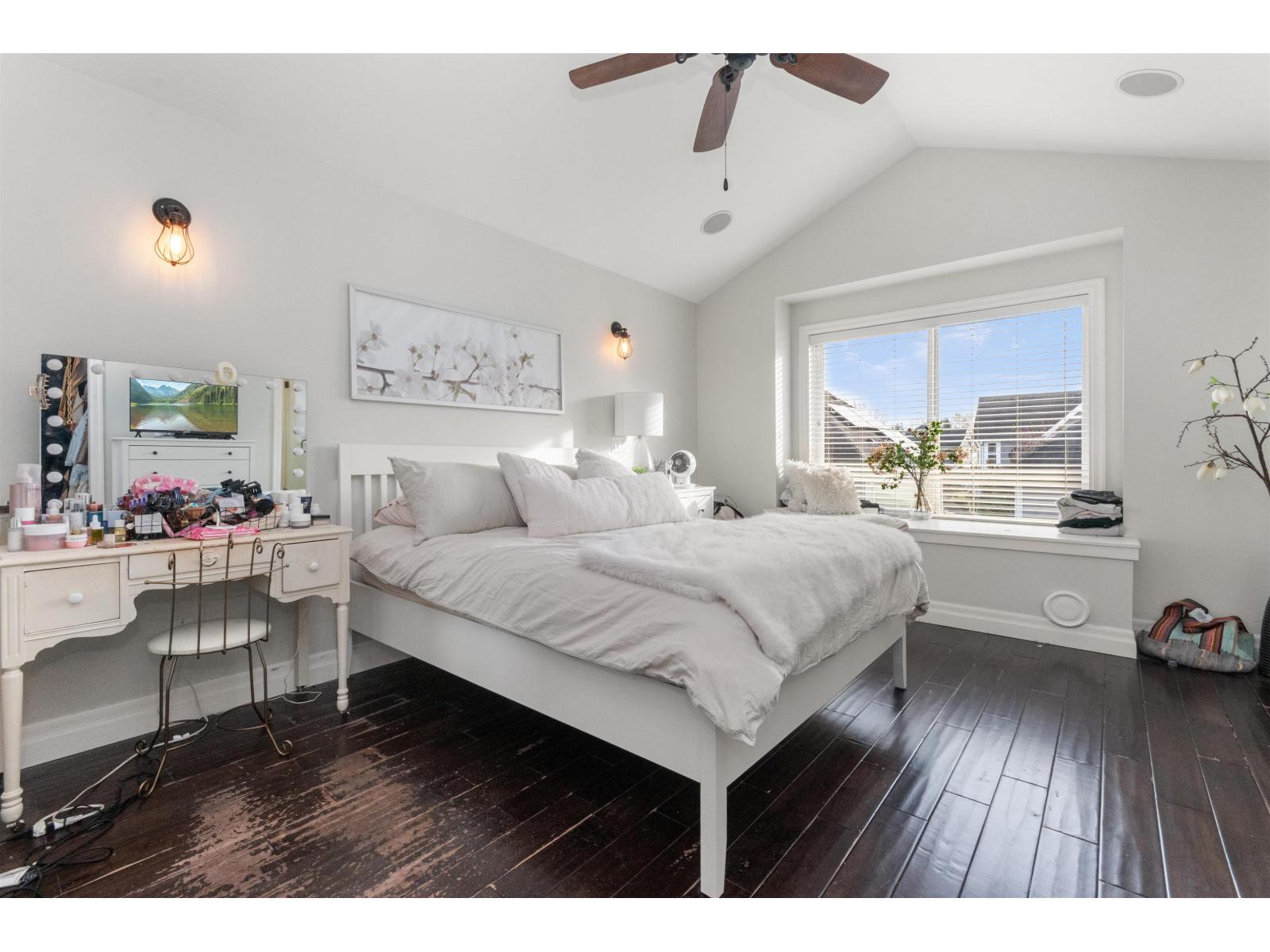 17394 2nd Avenue, Surrey, British Columbia V3Z 9P9 - Photo 19 - R3063803