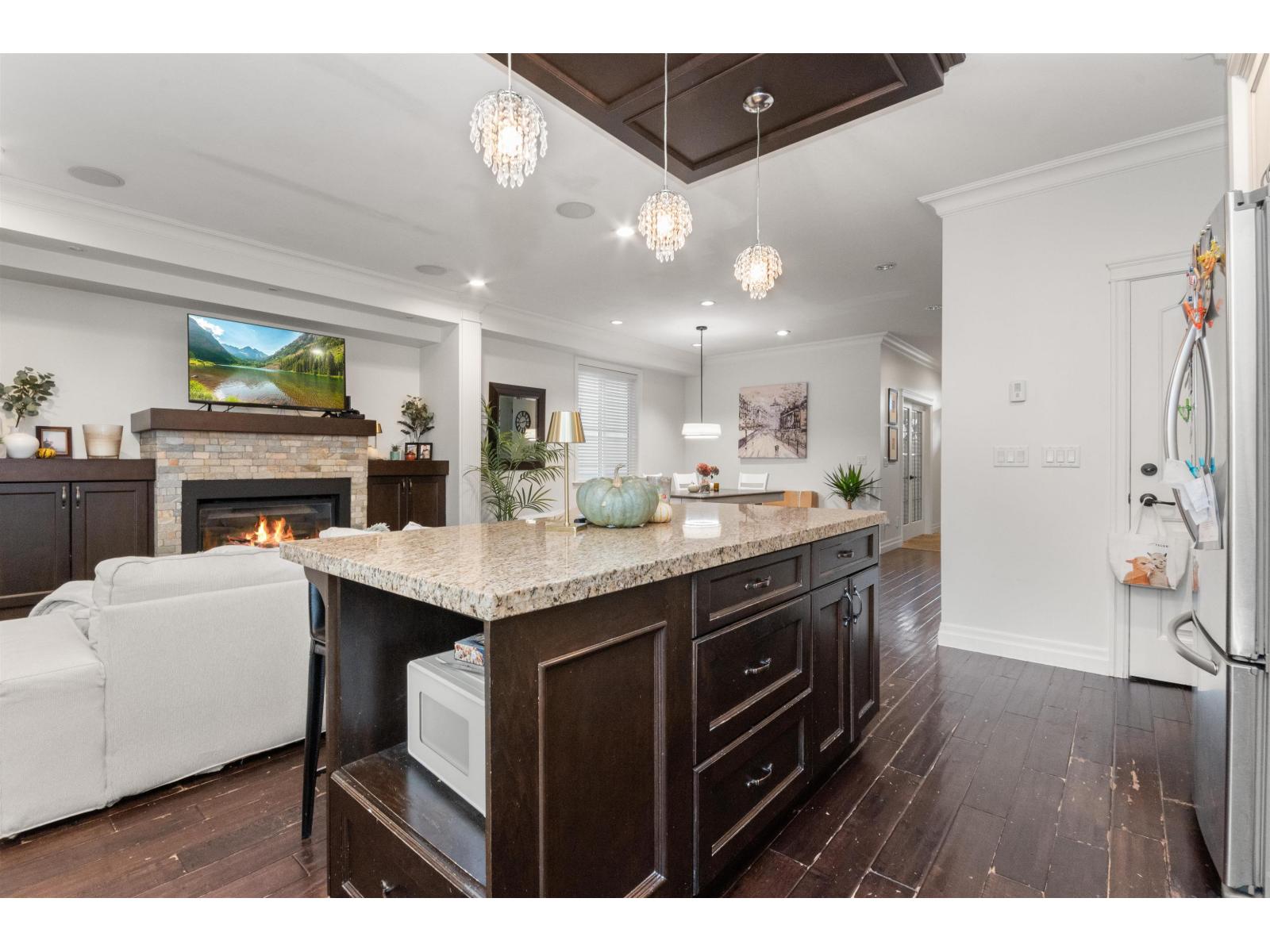 17394 2nd Avenue, Surrey, British Columbia V3Z 9P9 - Photo 10 - R3063803