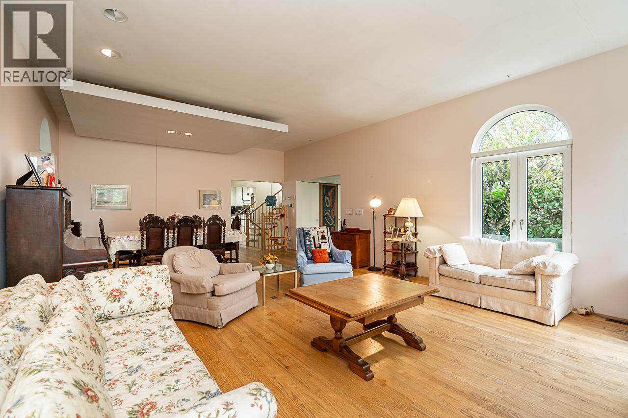 2443 W 47th Avenue, Vancouver, British Columbia  V6M 2N3 - Photo 6 - R3067507