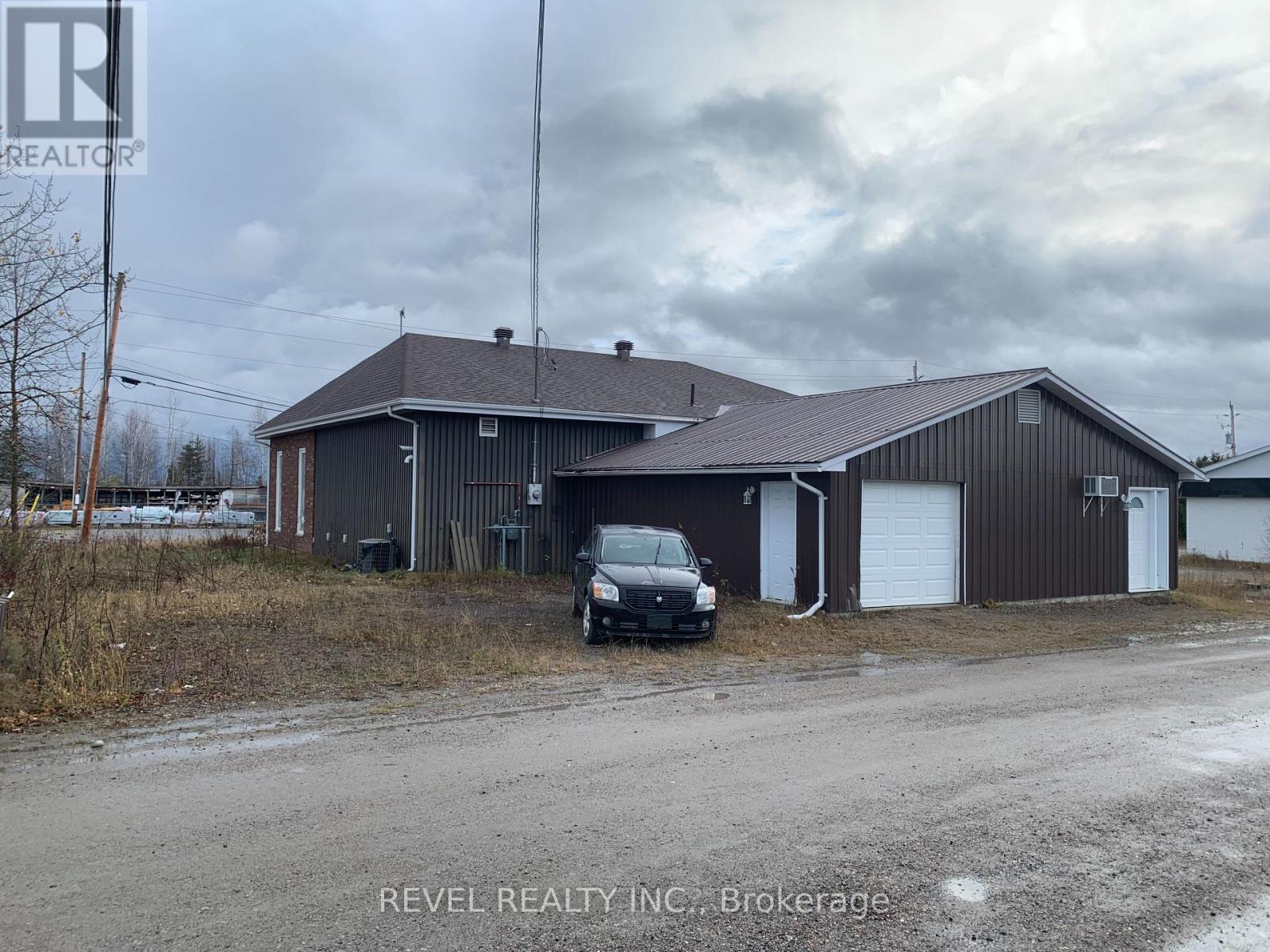 236 Cambridge Avenue, Iroquois Falls, Ontario  P0K 1E0 - Photo 3 - T12562758