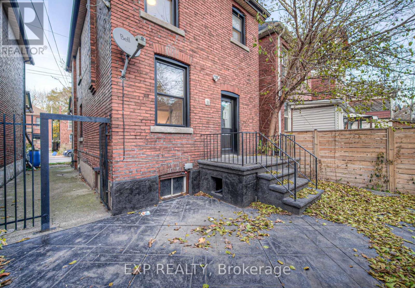 750 Cannon Street E, Hamilton, Ontario  L8L 2G9 - Photo 25 - X12564176
