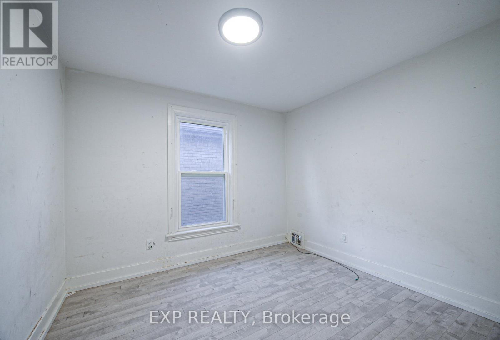 750 Cannon Street E, Hamilton, Ontario  L8L 2G9 - Photo 18 - X12564176