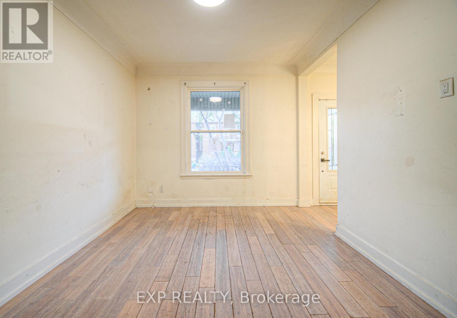 750 Cannon Street E, Hamilton, Ontario  L8L 2G9 - Photo 7 - X12564176