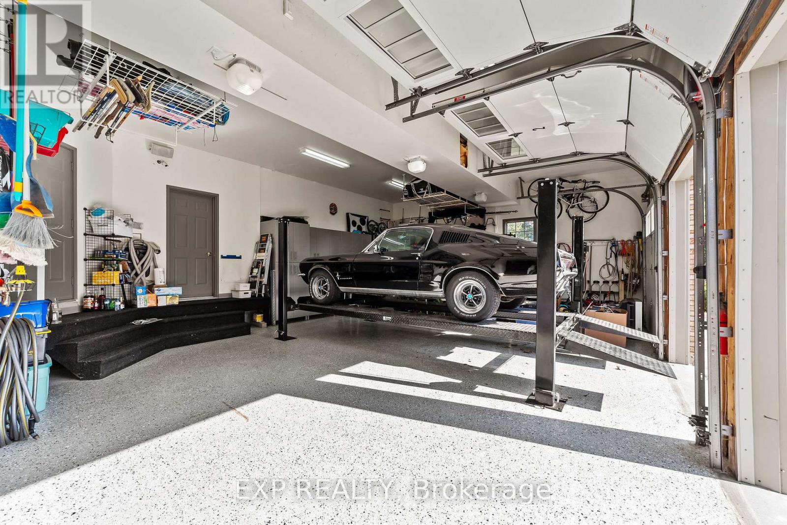 569 Franklinway Gate, London North, Ontario  N6G 5C8 - Photo 37 - X12564228