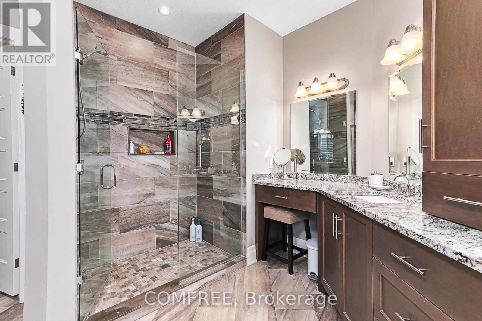 106 High Bluff Lane, Blue Mountains, Ontario  N0H 2P0 - Photo 15 - X12564032