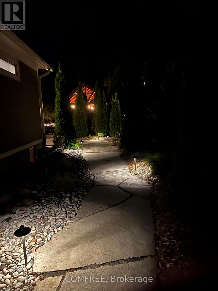 106 High Bluff Lane, Blue Mountains, Ontario  N0H 2P0 - Photo 35 - X12564032