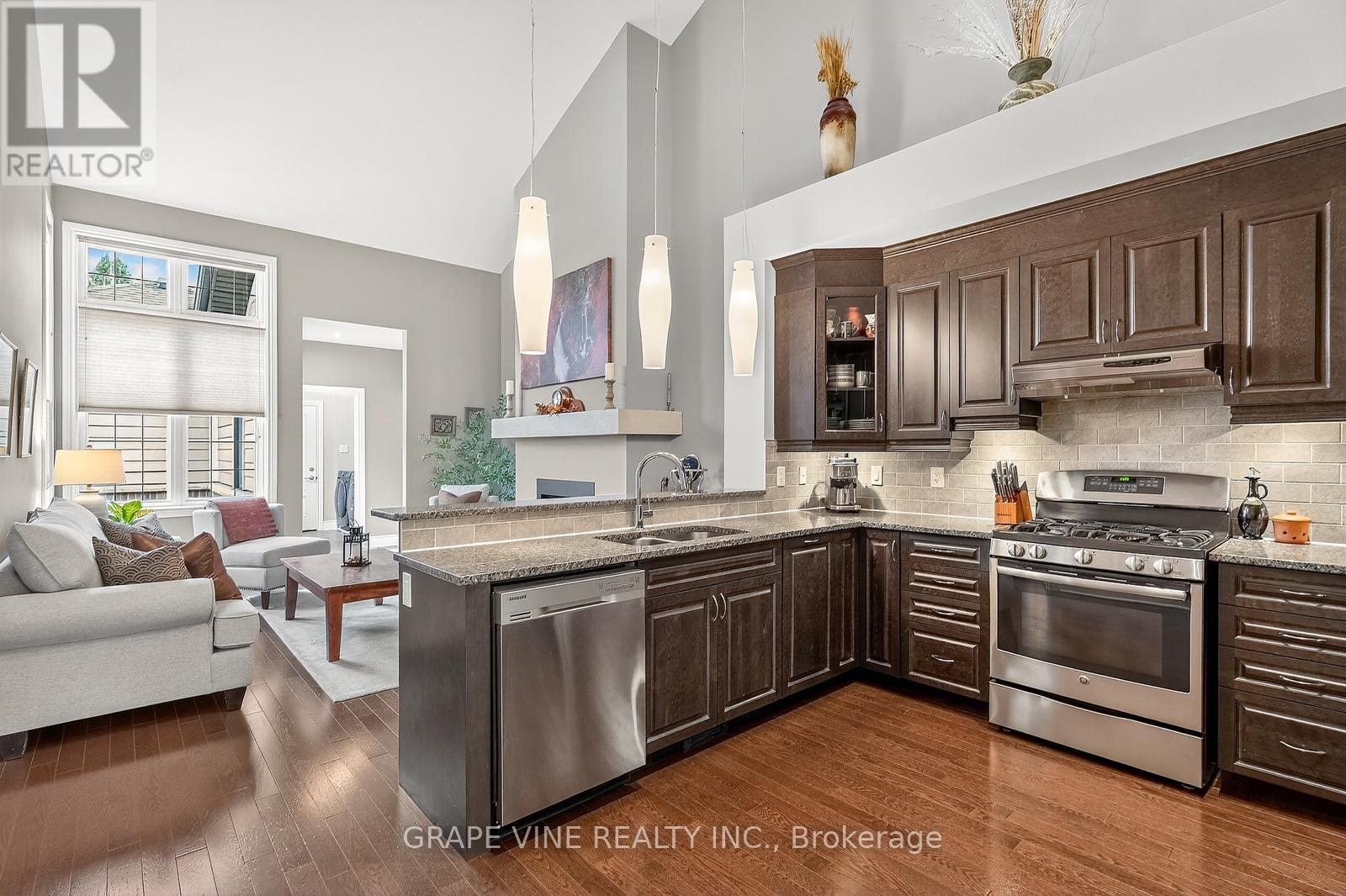 506 Chriscraft Way, Ottawa, Ontario  K4M 0G1 - Photo 10 - X12564064