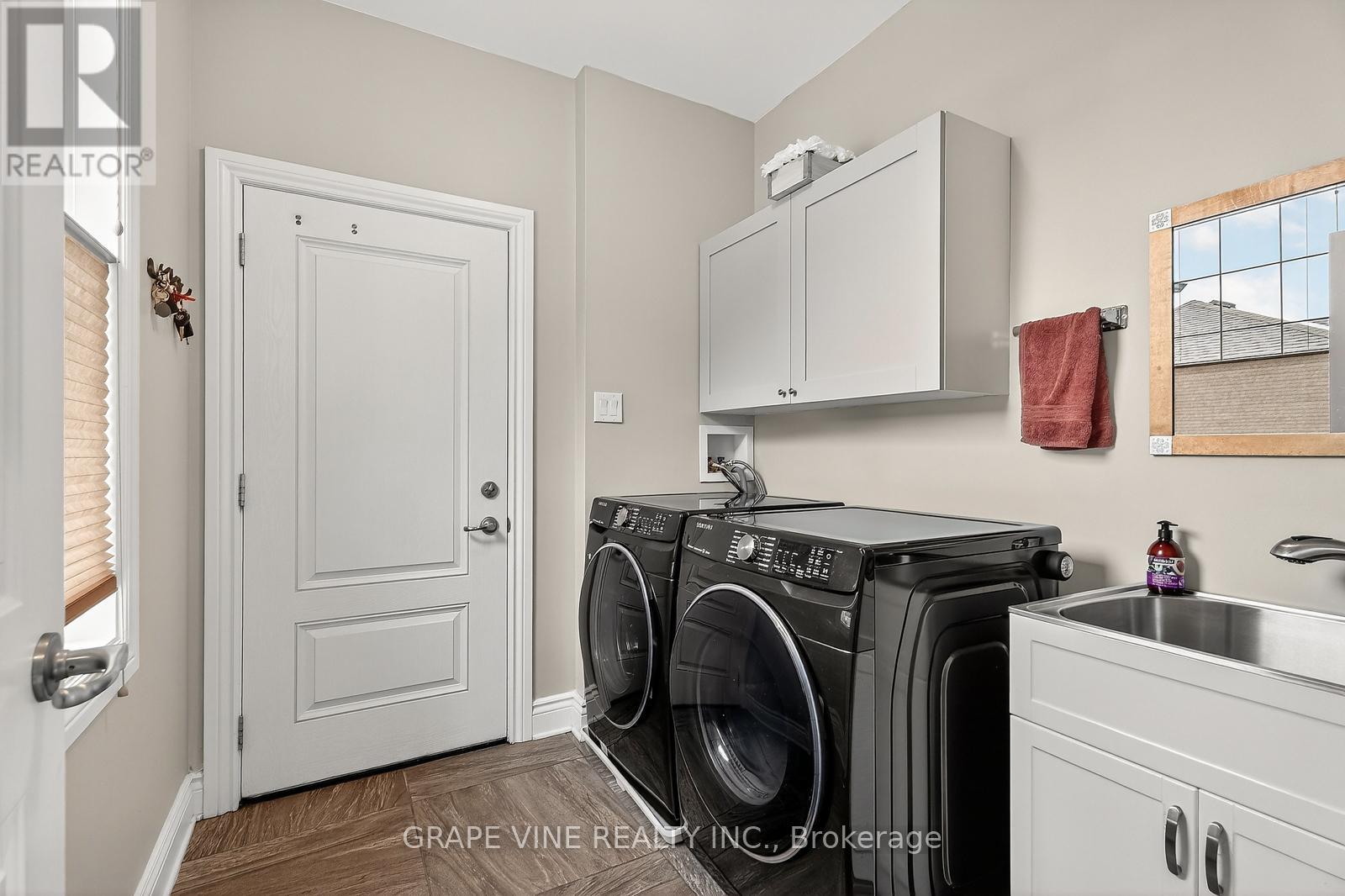 506 Chriscraft Way, Ottawa, Ontario  K4M 0G1 - Photo 17 - X12564064