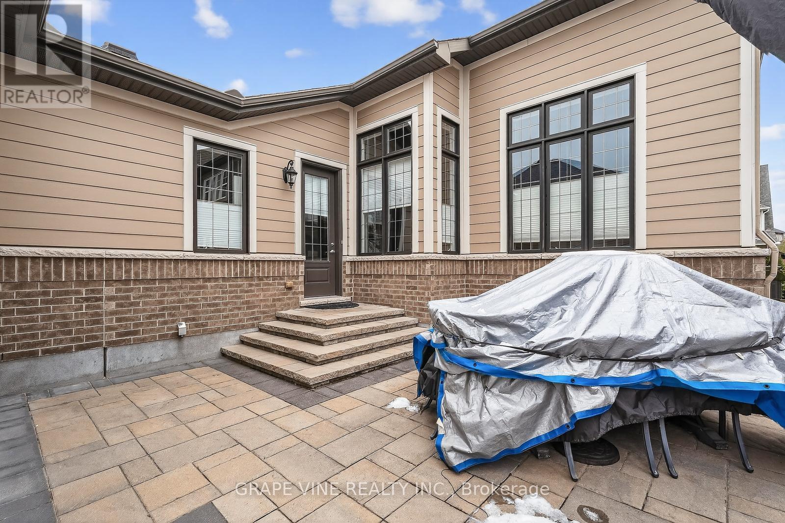 506 Chriscraft Way, Ottawa, Ontario  K4M 0G1 - Photo 32 - X12564064