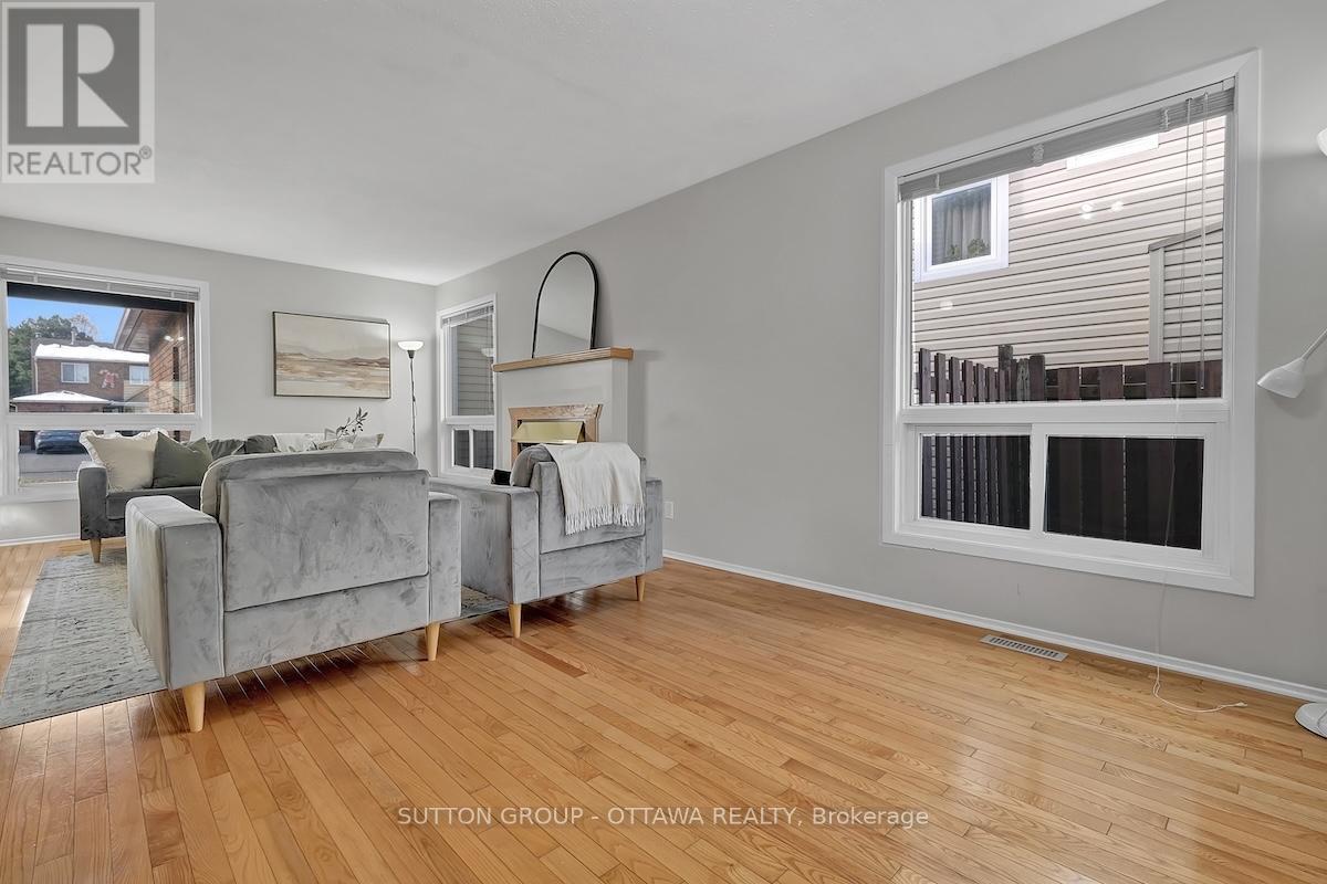 1540 Bourcier Drive, Ottawa, Ontario  K1E 3J2 - Photo 11 - X12564066