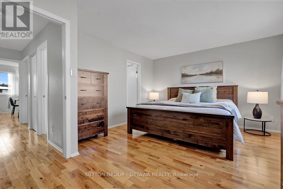 1540 Bourcier Drive, Ottawa, Ontario  K1E 3J2 - Photo 26 - X12564066