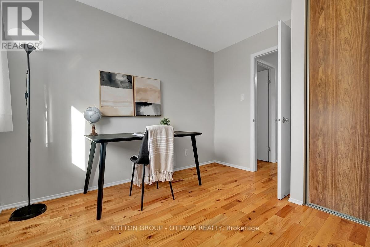 1540 Bourcier Drive, Ottawa, Ontario  K1E 3J2 - Photo 30 - X12564066