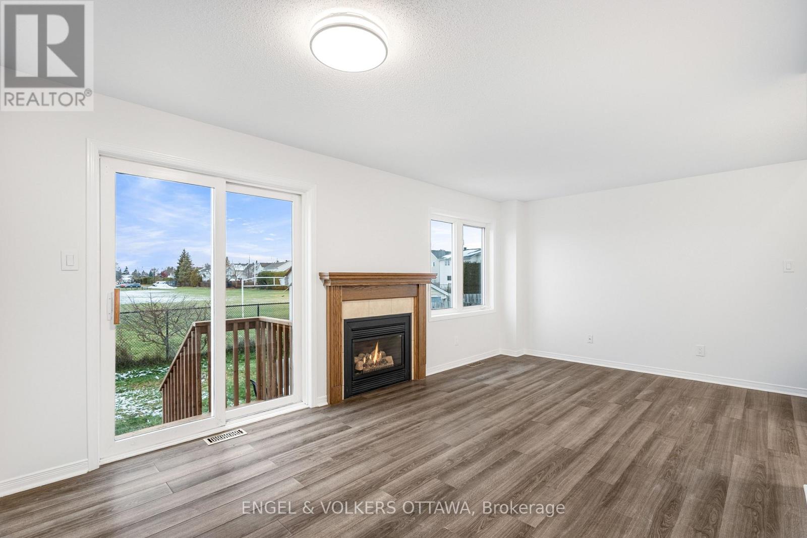 1626 Trenholm Lane, Ottawa, Ontario  K4A 4B6 - Photo 12 - X12564086