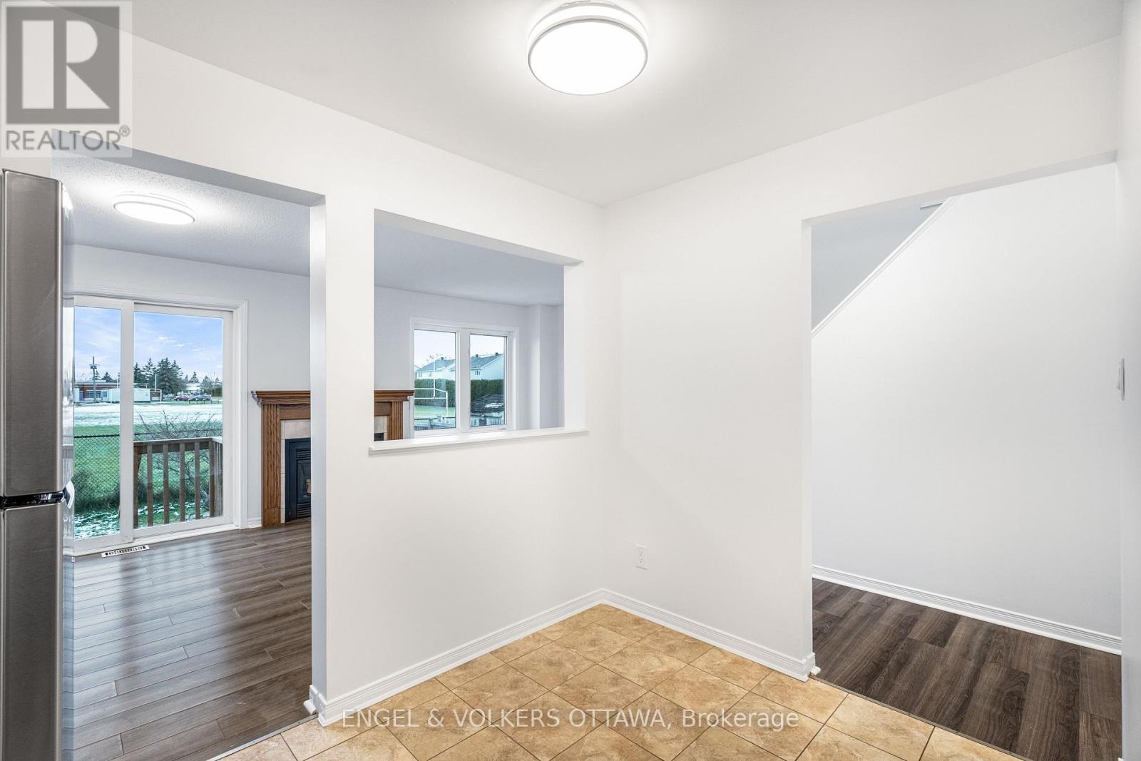 1626 Trenholm Lane, Ottawa, Ontario  K4A 4B6 - Photo 18 - X12564086