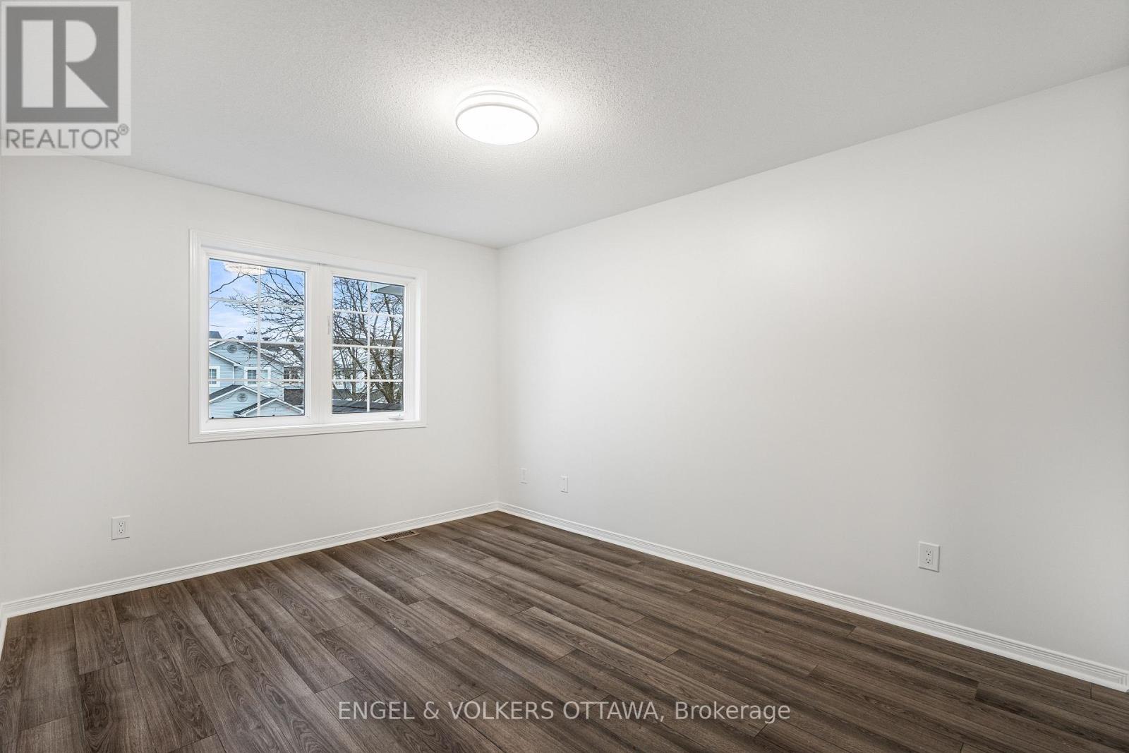 1626 Trenholm Lane, Ottawa, Ontario  K4A 4B6 - Photo 25 - X12564086