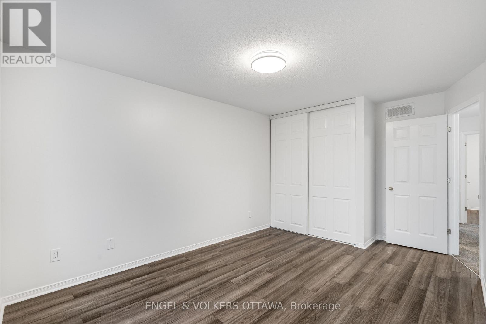 1626 Trenholm Lane, Ottawa, Ontario  K4A 4B6 - Photo 26 - X12564086