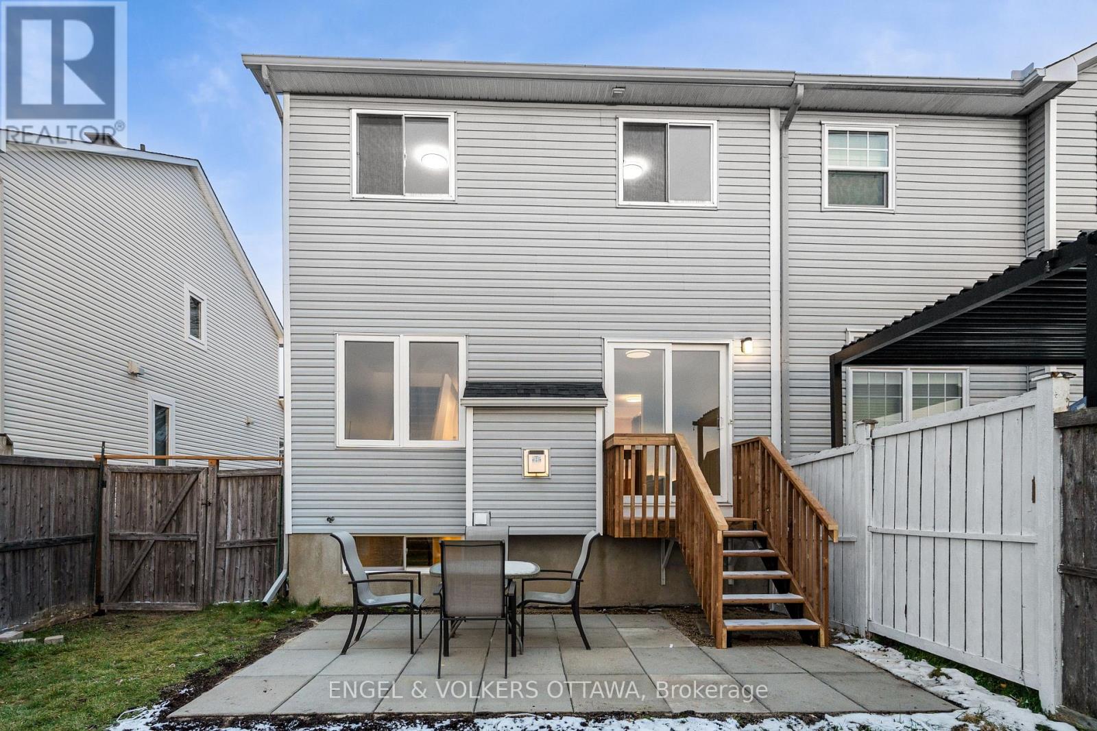 1626 Trenholm Lane, Ottawa, Ontario  K4A 4B6 - Photo 43 - X12564086