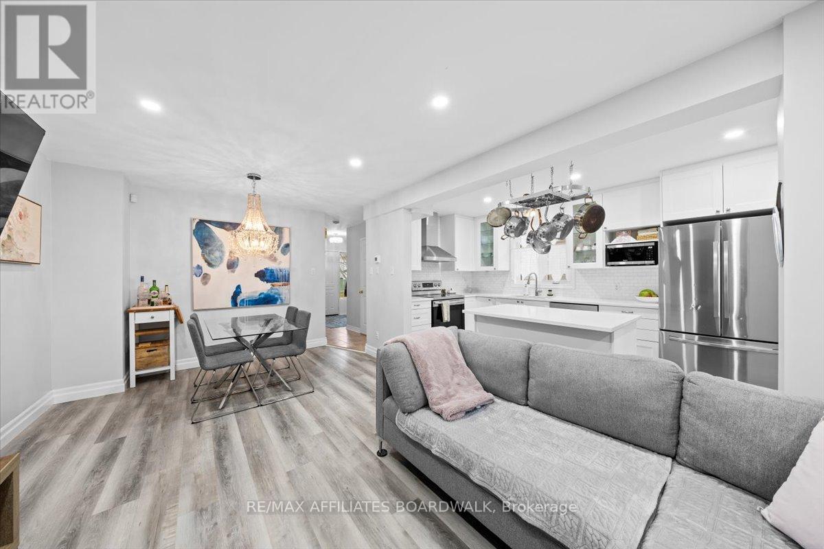 34 Woodgate Way, Ottawa, Ontario  K2J 4C9 - Photo 14 - X12564148