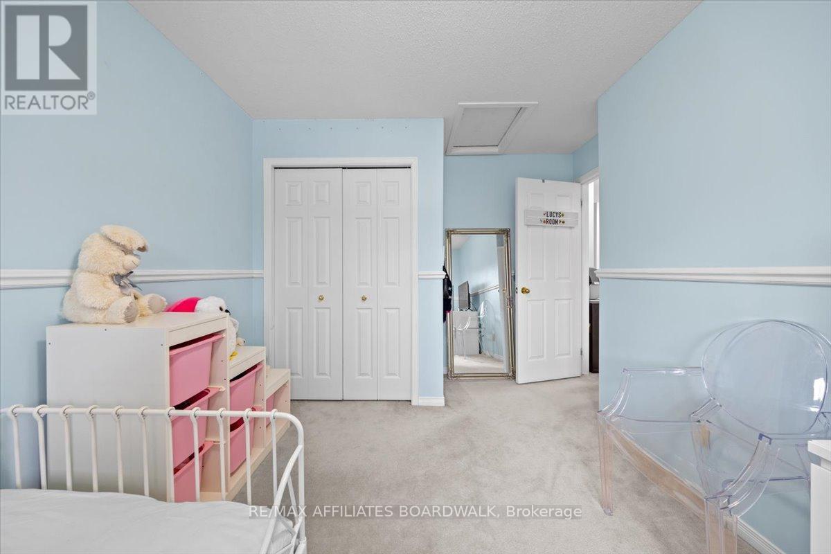 34 Woodgate Way, Ottawa, Ontario  K2J 4C9 - Photo 20 - X12564148