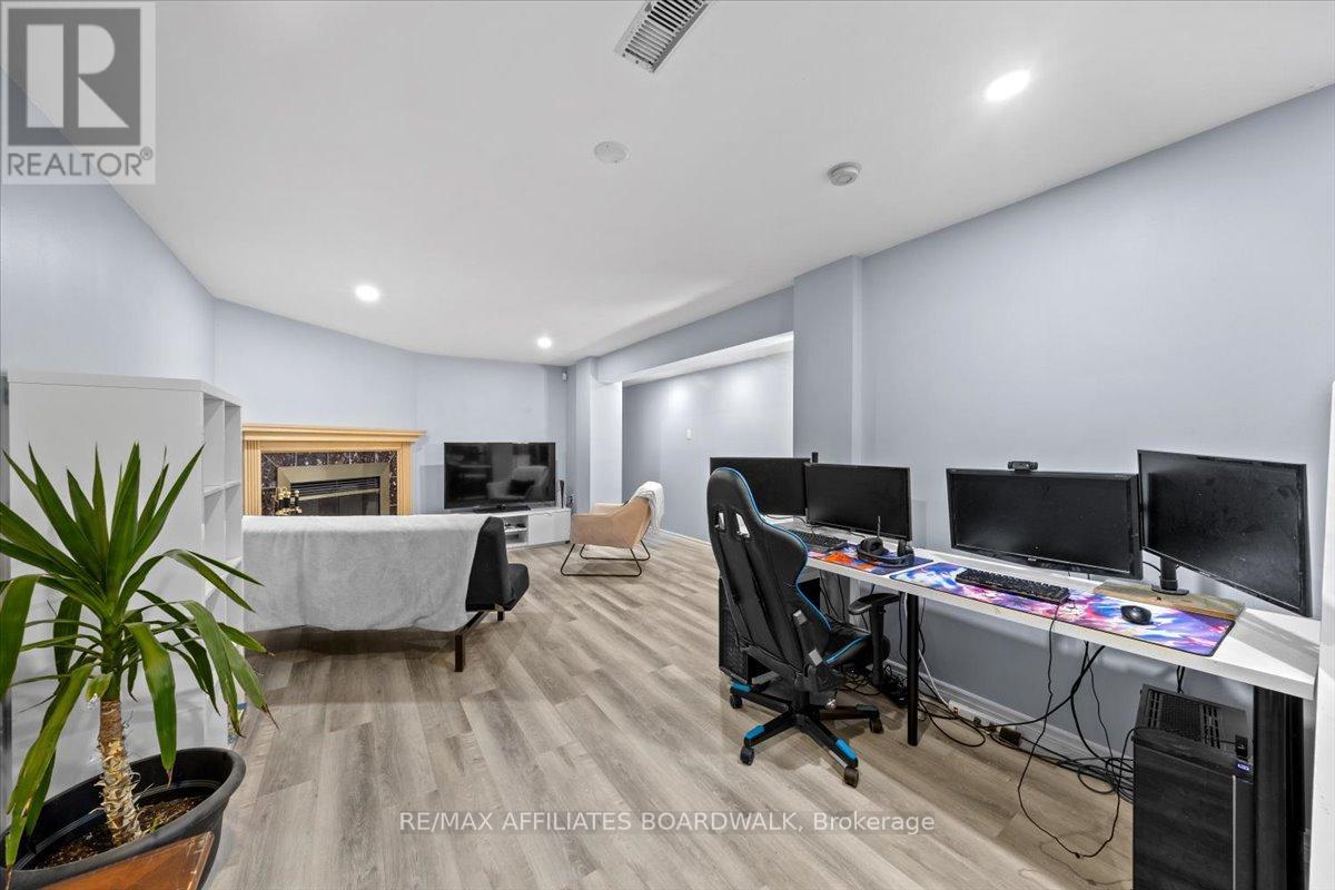 34 Woodgate Way, Ottawa, Ontario  K2J 4C9 - Photo 30 - X12564148