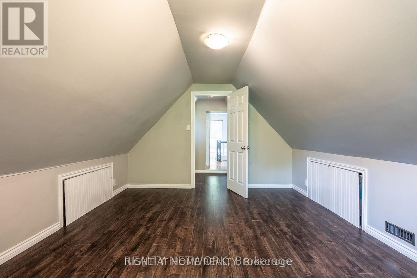 301 Grand River Avenue, Brantford, Ontario  N3T 4Y6 - Photo 13 - X12563900